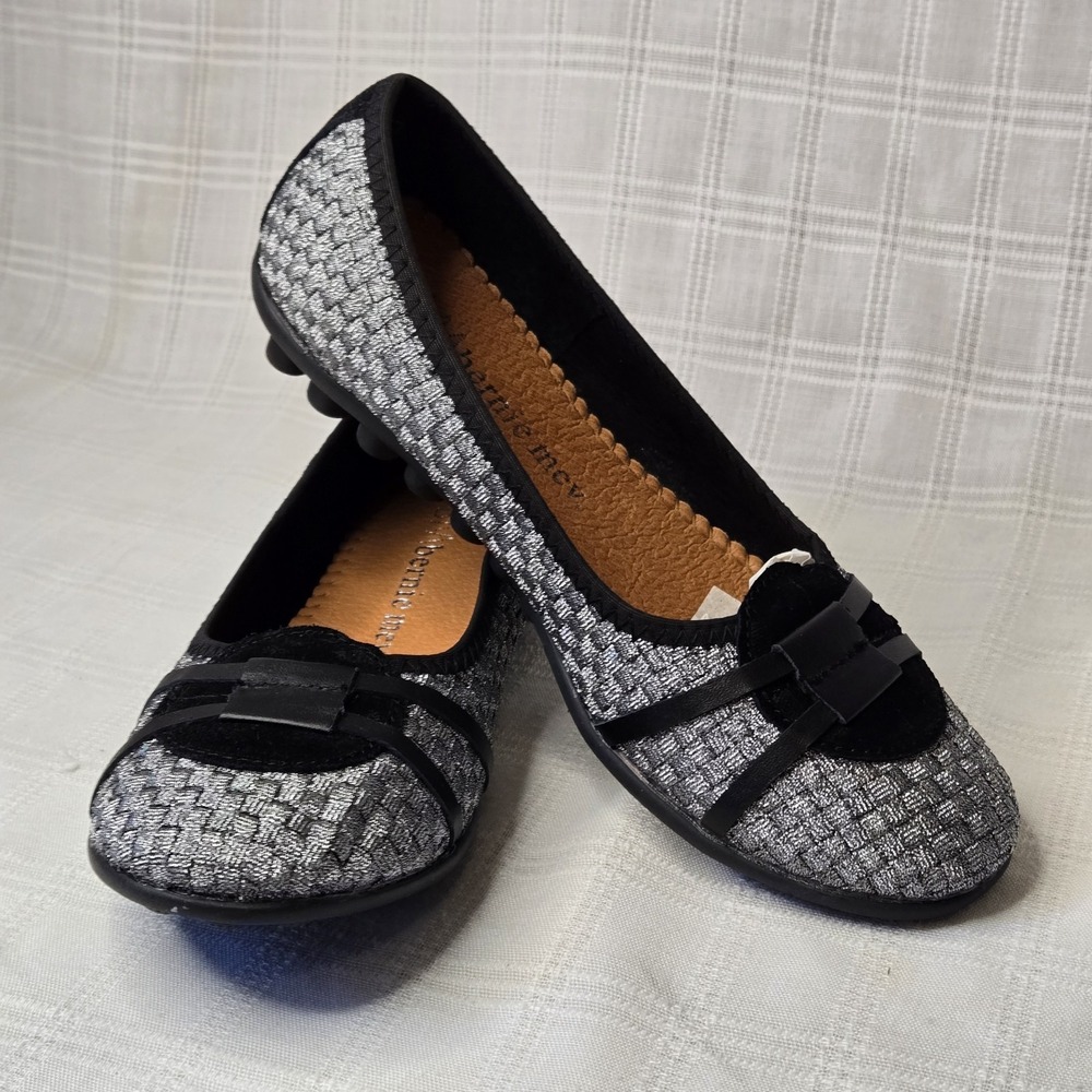 NWOB Bernie Mev Womens Black Silver Metallic Slip‎ On Ballet Flats Size 37 Cute!